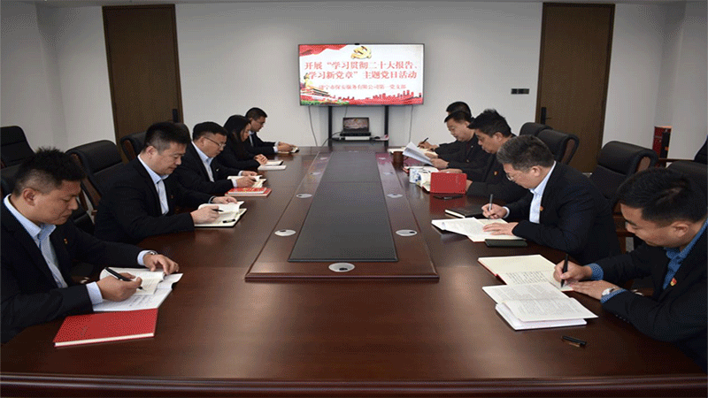 1671065795859021044.gif 640.gif