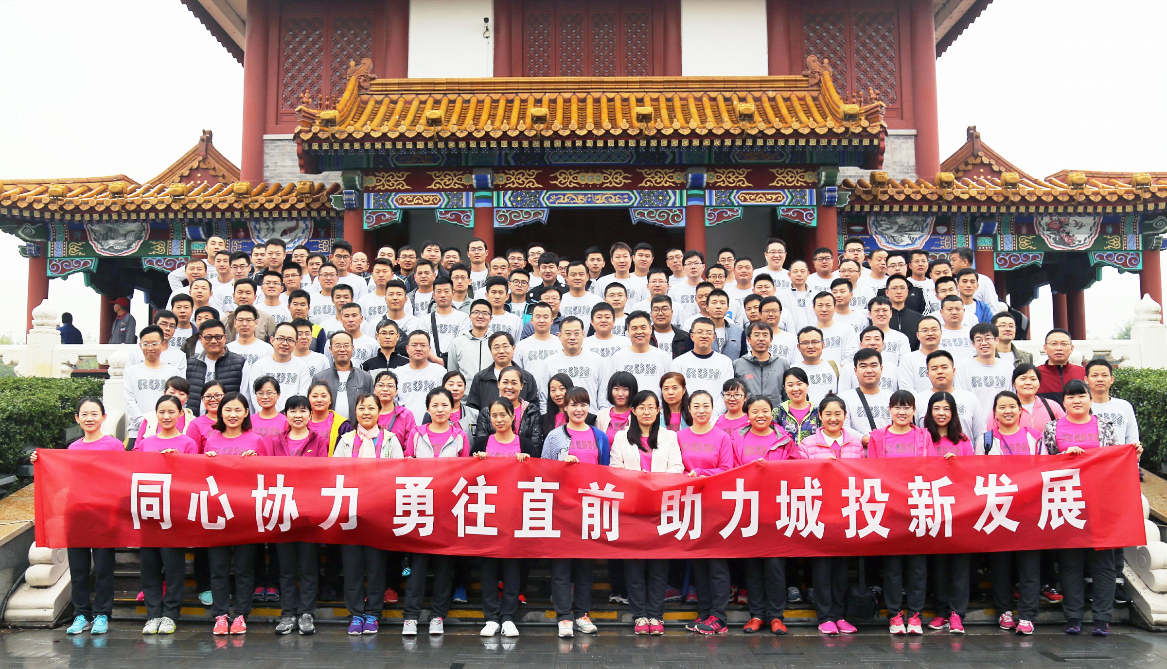 3合影.jpg 3合影.jpg